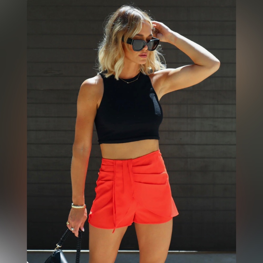 NWT Vici Atiana Poppy Drape Skort |Size Large